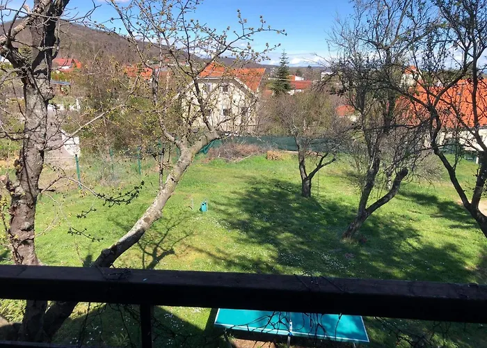 Lakeside Harmony Garden Villa